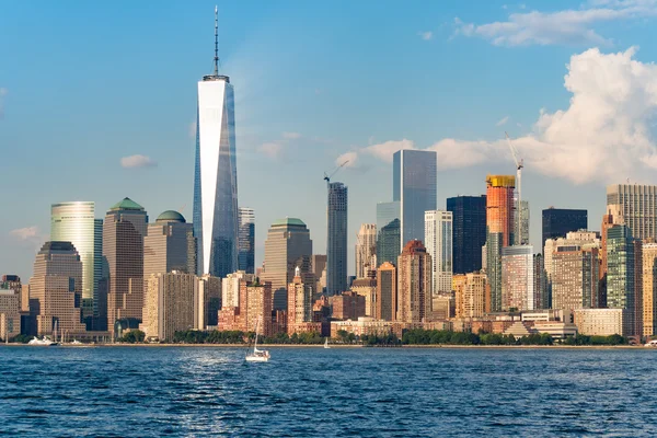The skyline of downtown Manhattan in New York City — Stock Photo, Image