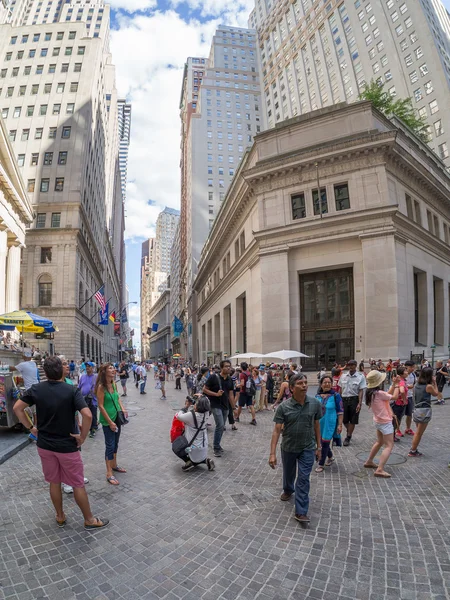 Turistas em Wall Street, Nova York — Fotografia de Stock