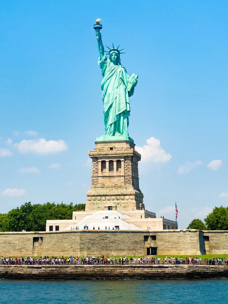 A Estátua da Liberdade na Ilha da Liberdade em Nova York — Fotografia de Stock