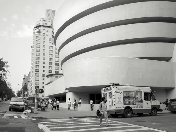 Het Solomom R. Guggenheim Museum in New York City — Stockfoto