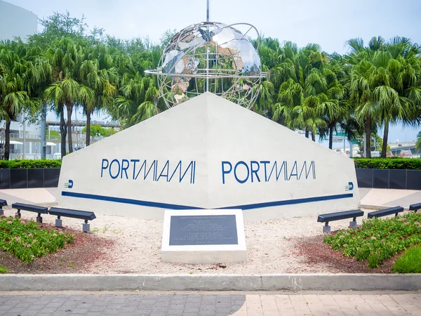 Porto di Miami segno a Biscayne Boulevard nel centro di Miami — Foto Stock