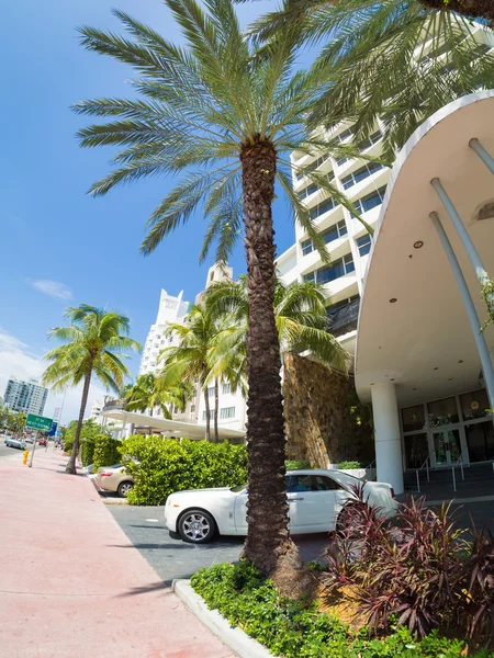 A Collins Avenue, Miami Beach Art Deco Szállás — Stock Fotó