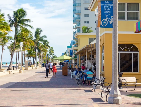 Slavné hollywoodské plážové promenády na Floridě — Stock fotografie