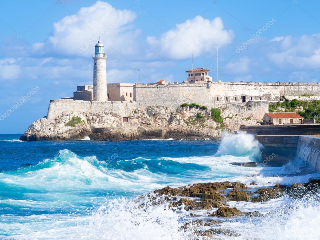 El morro castle havana harbor hi-res stock photography and images