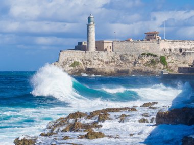Kale ve deniz feneri El Morro Havana'da