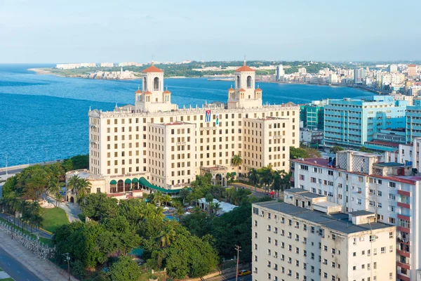 Vista panorâmica de Havana com vista para o horizonte da cidade — Fotografia de Stock