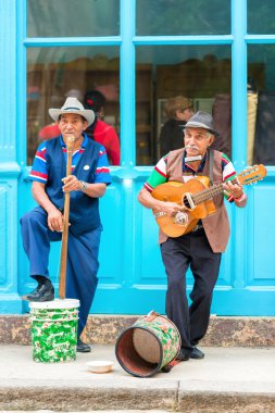 Eski Havana'da geleneksel müzik müzisyen