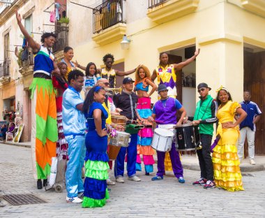 Müzisyenleri ve dansçıları eski Havana