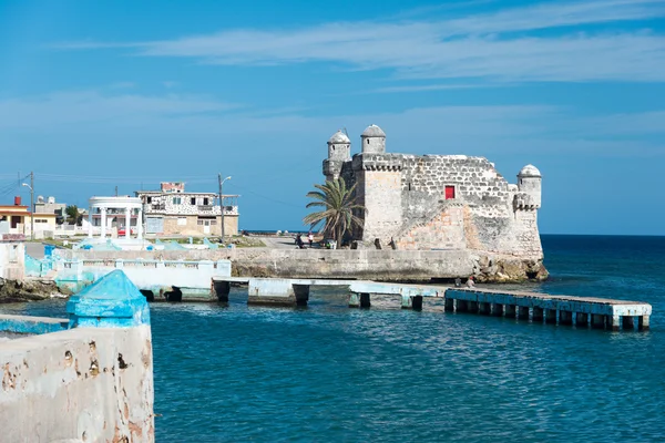 Oude Spaanse fort in de stad van Cojimar in Cuba — Stockfoto