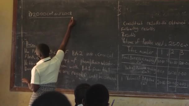 Unidentified Students Wearing Protective Masks Because Coronavirus Pandemic Maranatha High — Stock Video