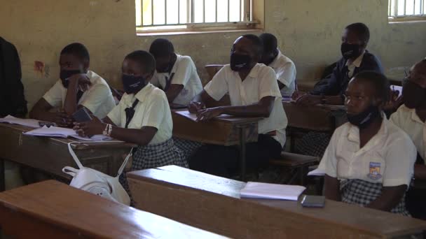 Étudiants Non Identifiés Portant Des Masques Protection Raison Pandémie Coronavirus — Video