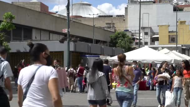 확인되지 사람들 대부분 Covid 바이러스때문에 방호복을 사람들 2020 베네수엘라의 카라카스 — 비디오