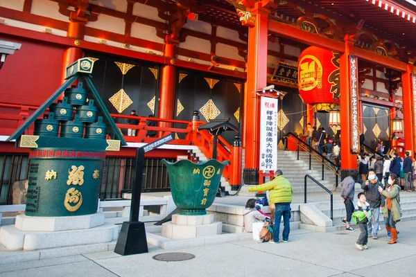 Pessoas Não Identificadas Templo Senso Março 2014 Tóquio Japão Templo — Fotografia de Stock