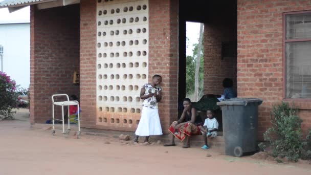 Pessoas Não Identificadas Centro Saúde Siyaludzu Hospital Distrital Balaka Balaka — Vídeo de Stock