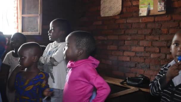 Unbekannte Kinder Einer Vorschule Nanjiri Stadtrand Von Lilongwe Malawi Dezember — Stockvideo