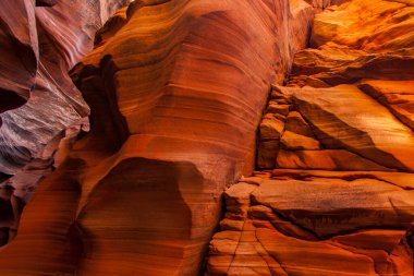 Antilop Kanyonu, Page, Arizona, ABD yakınlarında. Antilop Kanyonu, Amerika 'nın güneybatısındaki en çok ziyaret edilen ve en çok fotoğraflanan kanyondur..