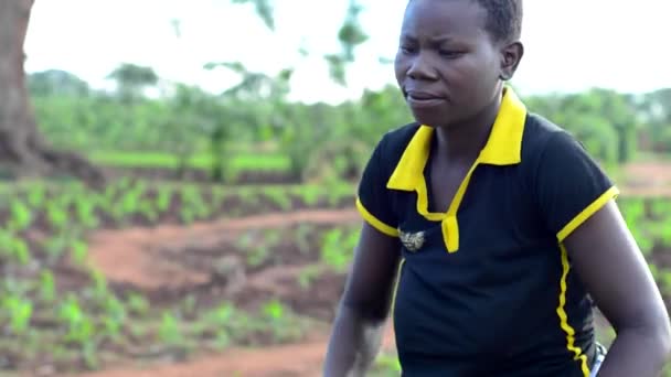 Mulher Não Identificada Poço Dedza Malawi Dezembro 2020 — Vídeo de Stock