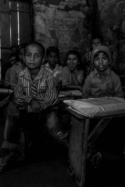 Индия Неизвестные Индийские Дети Местной Школе Ноябрь 2013 Года Раксауле — стоковое фото