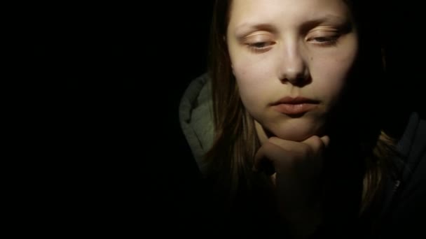 Sad teen girl thinking of something. 4K UHD — Stock Video