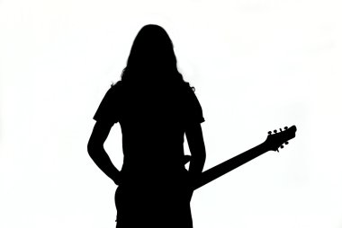 Bir genç adam ya da kız logo olarak gitar çalmak silüeti. Beyaz arka plan üzerinde izole