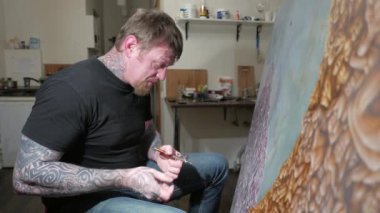 Ressam airbrusher art Studio portresi