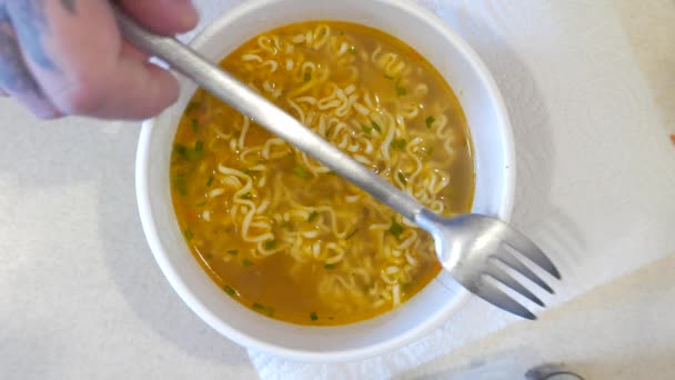 Fideos de comida rápida, 4K — Vídeos de Stock