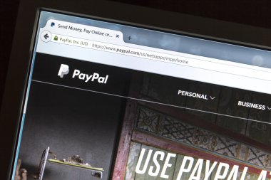 PayPal web sitesi bilgisayar ekranında