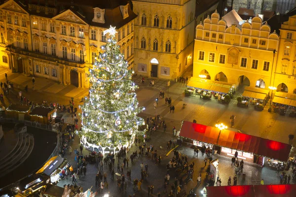 Czech Republic 2015年12月22日 旧市街広場のプラハクリスマスマーケット プラハのクリスマスマーケットはとても有名です — ストック写真