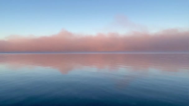 Nebbia Sull Acqua Lago Calmo Tramonto — Video Stock