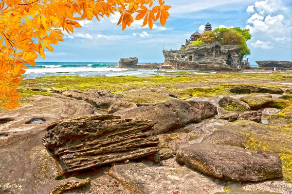 Templo de Tanah Lot, Bali, Indonesia . —  Fotos de Stock