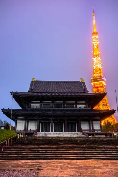 Zojo.ji Temple and tokyo Tower, Tokyo, Japan. — Stock Photo, Image