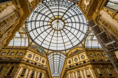 Milano 'daki Vittorio Emanuele Galerisi