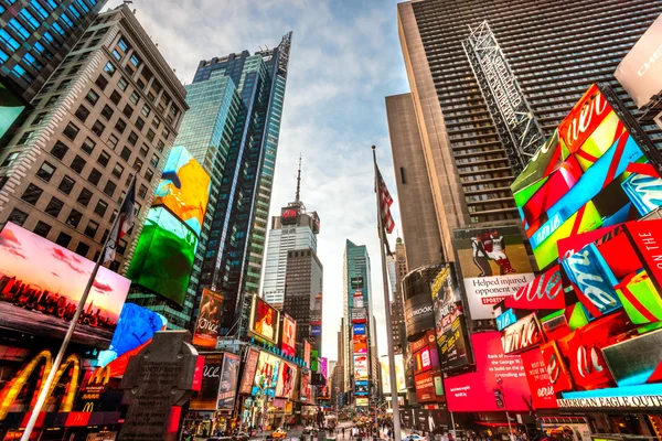 NEW YORK CITY -MARCH 25: Times Square, featured with Broadway Th — Stock Photo, Image