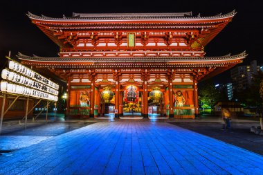 Sensoji-ji, tapınakta Asakusa, Tokyo, Japonya.