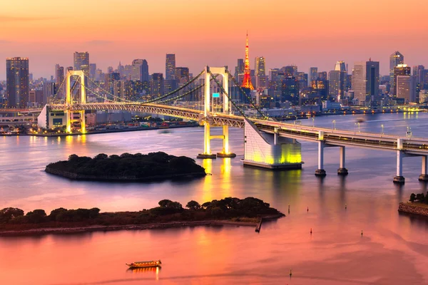 Horizonte de Tóquio com Torre de Tóquio — Fotografia de Stock