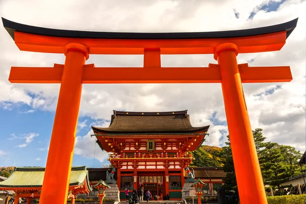 Fushimi-Inari Taisha Shrine у Кіото, — стокове фото