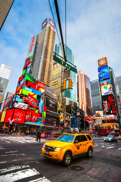 NEW YORK CITY -MARCH 25: Times Square, featured with Broadway Th — Stock Photo, Image