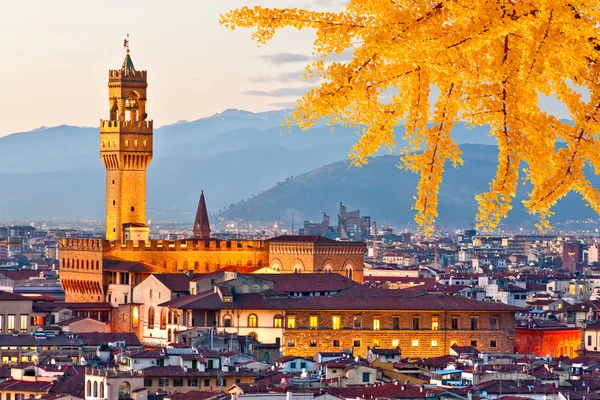 Palazzo Vecchio, Florence gün batımı görünümü. — Stok fotoğraf