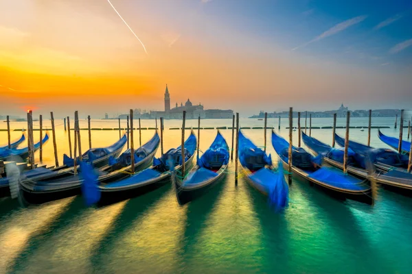 Gondeln in Venedig, Italien — Stockfoto