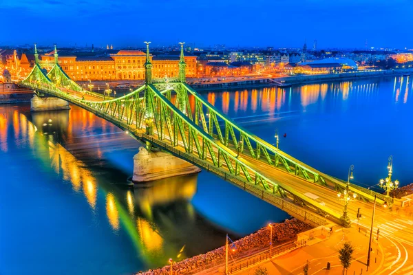 Budapeste, Liberty Bridge, Hungria — Fotografia de Stock