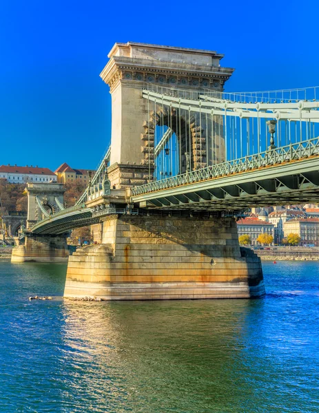 Будапешт, Цепной мост и замок Буда, Венгрия — стоковое фото