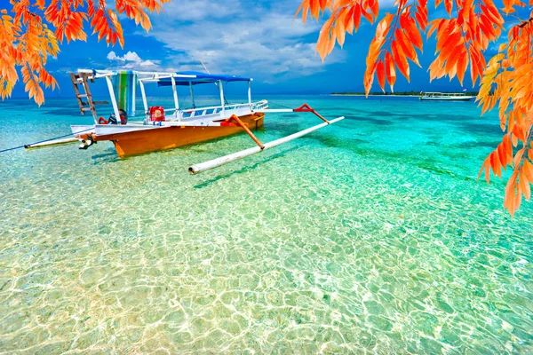 Bellissimo mare a Gili Meno, Indonesia . — Foto Stock