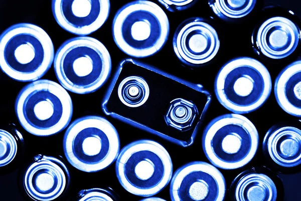 Batterie in un mucchio di energia — Foto Stock