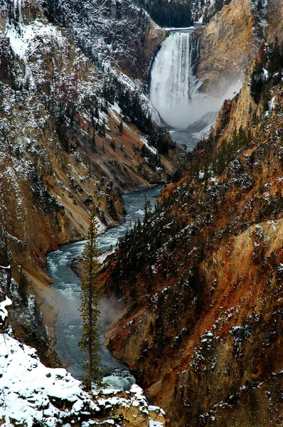 Alsó Yellowstone víz alá Gorge kanyonban — Stock Fotó