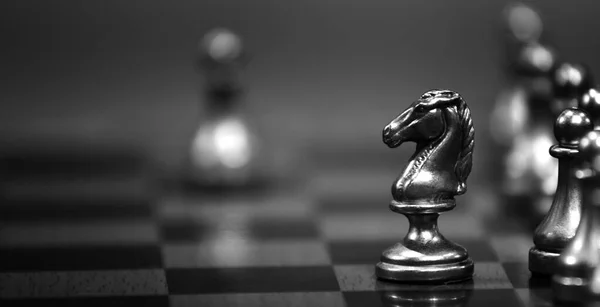 Шахматная Настольная Игра Фигурами Слон Найт Готов — стоковое фото