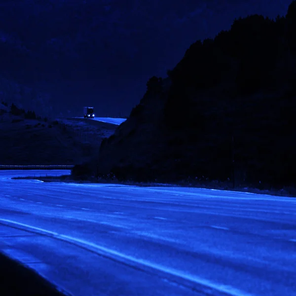 Truck Driving at Night on Curvy Hill — Stock Photo, Image