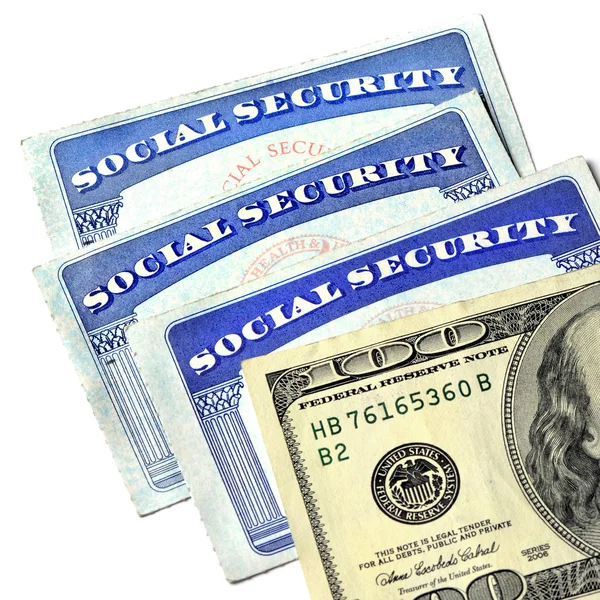 Társadalombiztosítási kártyák, és a készpénz — Stock Fotó