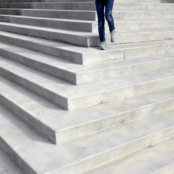 Walking Down Steps of Law Building — Stock Photo, Image