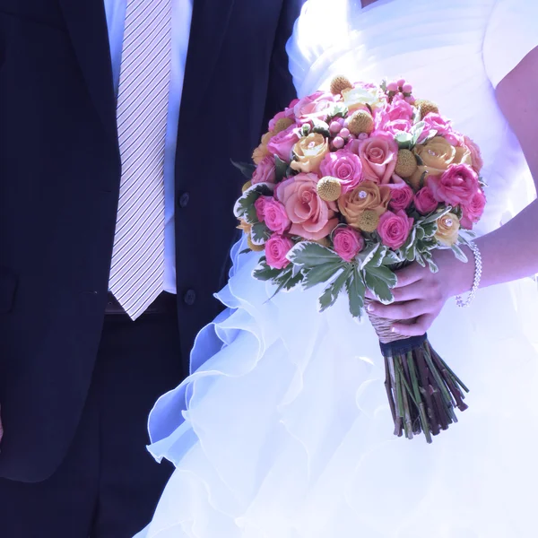Ženich a nevěsta svatební den Instagram — Stock fotografie