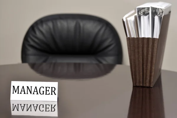 Manager Business Card på skrivbord titel kontroll — Stockfoto